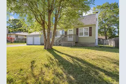 16 Brushwood Drive, Shirley, NY 11967 - Photo 3