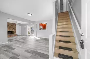 16 Brushwood Dr, Shirley, NY 11967 - Photo 5