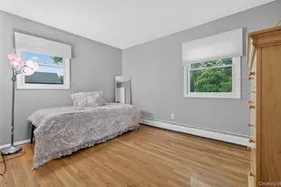 40 Pittoni Dr, Commack, NY 11725 - Photo 19