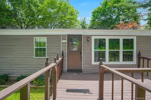 36 Prospect St, Marlboro, NY 12542 - Photo 3