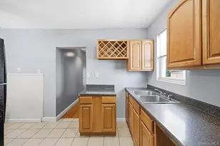 4000 Pratt Ave, Bronx, NY 10466 - Photo 19