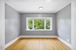 4000 Pratt Ave, Bronx, NY 10466 - Photo 9