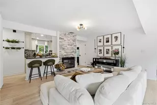 10 Wildflower Ln, Wantagh, NY 11793 - Photo 15