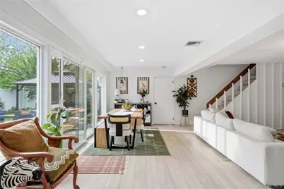 10 Wildflower Lane, Wantagh, NY 11793 - Photo 9