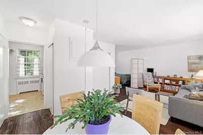 182 Pinewood Road #25, Hartsdale, NY 10530 - Photo 9