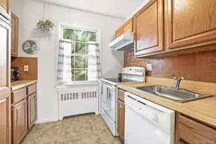 182 Pinewood Rd, Hartsdale, NY 10530 - Photo 3