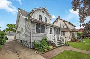 59 Vernon Ave, Rockville Centre, NY 11570 - Photo 3