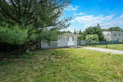 88 Eleanor Avenue, Mastic, NY 11950 - Photo 3