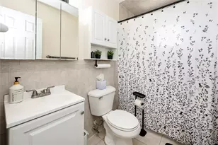 2423 Union Blvd, Islip, NY 11751 - Photo 9