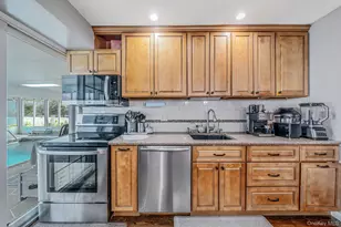 67 Douglas Dr, East Meadow, NY 11554 - Photo 13