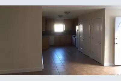 646 E Beech Street #MAIN, Long Beach, NY 11561 - Photo 7