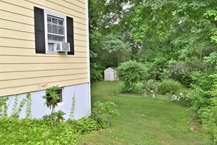 46 Robinson Ave, Bedford Hills, NY 10507 - Photo 17