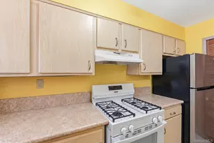 820 Leland Ave, Bronx, NY 10473 - Photo 7
