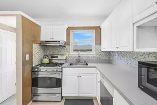 46 Longfellow Dr, Kings Park, NY 11754 - Photo 9