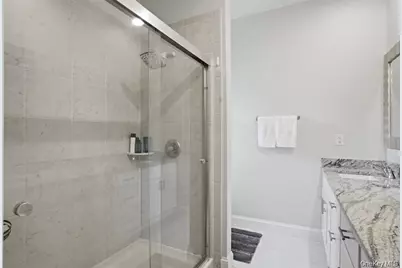 201 Kingsview Highway, Wallkill, NY 12589 - Photo 15