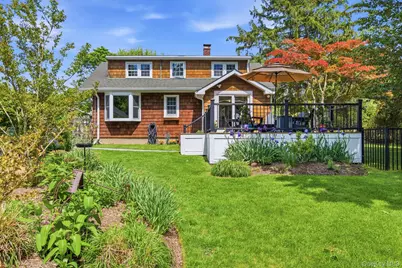 36 Watchogue Avenue, East Moriches, NY 11940 - Photo 23