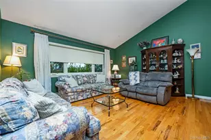 26 Block Terrace, Farmingdale, NY 11735 - Photo 5