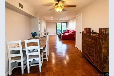 335 Mariners Way, Copiague, NY 11726 - Photo 5