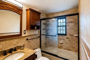 335 Mariners Way, Copiague, NY 11726 - Photo 7