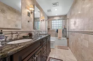100 Cabot Rd, Massapequa, NY 11758 - Photo 23