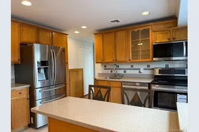 4 Edna Drive, Syosset, NY 11791 - Photo 9