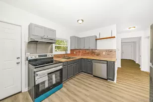 7 Laurelton Ave, Selden, NY 11784 - Photo 5