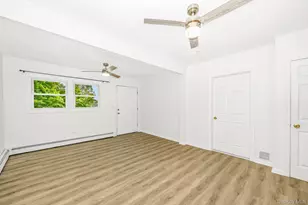 7 Laurelton Ave, Selden, NY 11784 - Photo 17