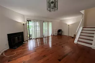 24 Hudson Heights Dr, Poughkeepsie, NY 12601 - Photo 9