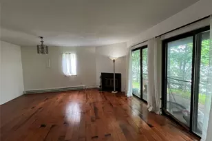 24 Hudson Heights Dr, Poughkeepsie, NY 12601 - Photo 11