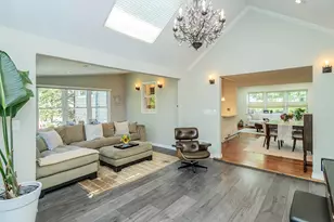 25 Andover Rd, Port Washington, NY 11050 - Photo 9