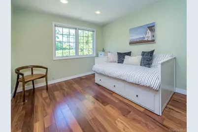 25 Andover Road, Port Washington, NY 11050 - Photo 13