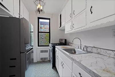 2280 Burnett Street #3C, Brooklyn, NY 11229 - Photo 11