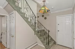123 Avenue B, Holbrook, NY 11741 - Photo 5