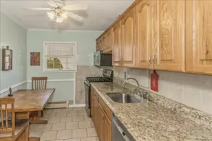 123 Avenue B, Holbrook, NY 11741 - Photo 9