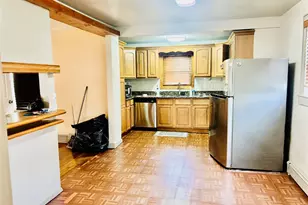 535 Cross St, Westbury, NY 11590 - Photo 5
