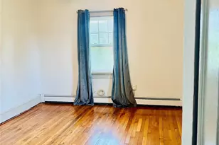 535 Cross St, Westbury, NY 11590 - Photo 11