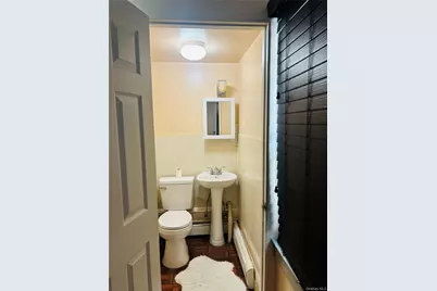 535 Cross Street, Westbury, NY 11590 - Photo 7