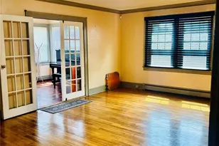 535 Cross St, Westbury, NY 11590 - Photo 3