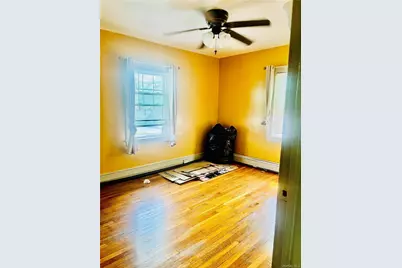 535 Cross Street, Westbury, NY 11590 - Photo 13