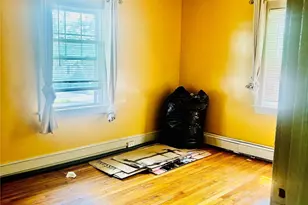 535 Cross St, Westbury, NY 11590 - Photo 13