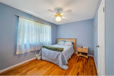 33 East Street, Middle Island, NY 11953 - Photo 15