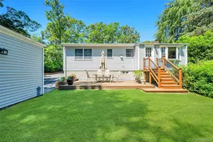 33 East St, Middle Island, NY 11953 - Photo 27