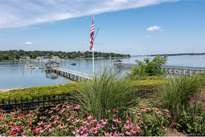77 Brookside Drive, Manhasset, NY 11030 - Photo 35