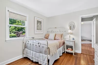 77 Brookside Drive, Manhasset, NY 11030 - Photo 23