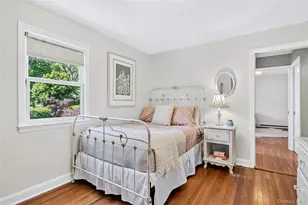 77 Brookside Dr, Manhasset, NY 11030 - Photo 23