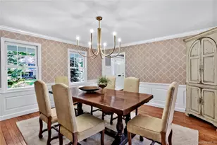 77 Brookside Dr, Manhasset, NY 11030 - Photo 3
