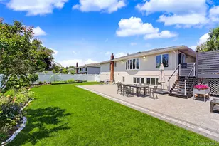 20 Russell Park Rd, Syosset, NY 11791 - Photo 35