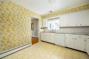 5 Millbank Rd, Poughkeepsie, NY 12603 - Photo 9