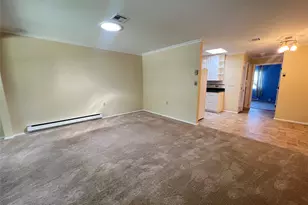 312 Woodbridge Dr, Ridge, NY 11961 - Photo 5