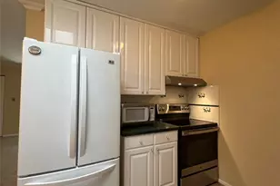 312 Woodbridge Dr, Ridge, NY 11961 - Photo 9